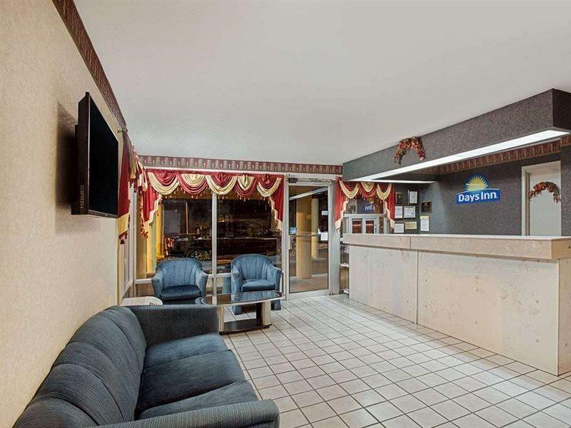 Days Inn By Wyndham Greeneville Ngoại thất bức ảnh