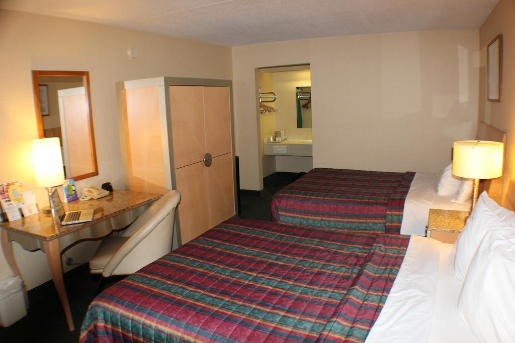 Days Inn By Wyndham Greeneville Phòng bức ảnh